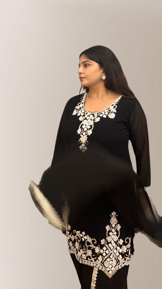 Siyah Sitara Black Tulip Suit Set