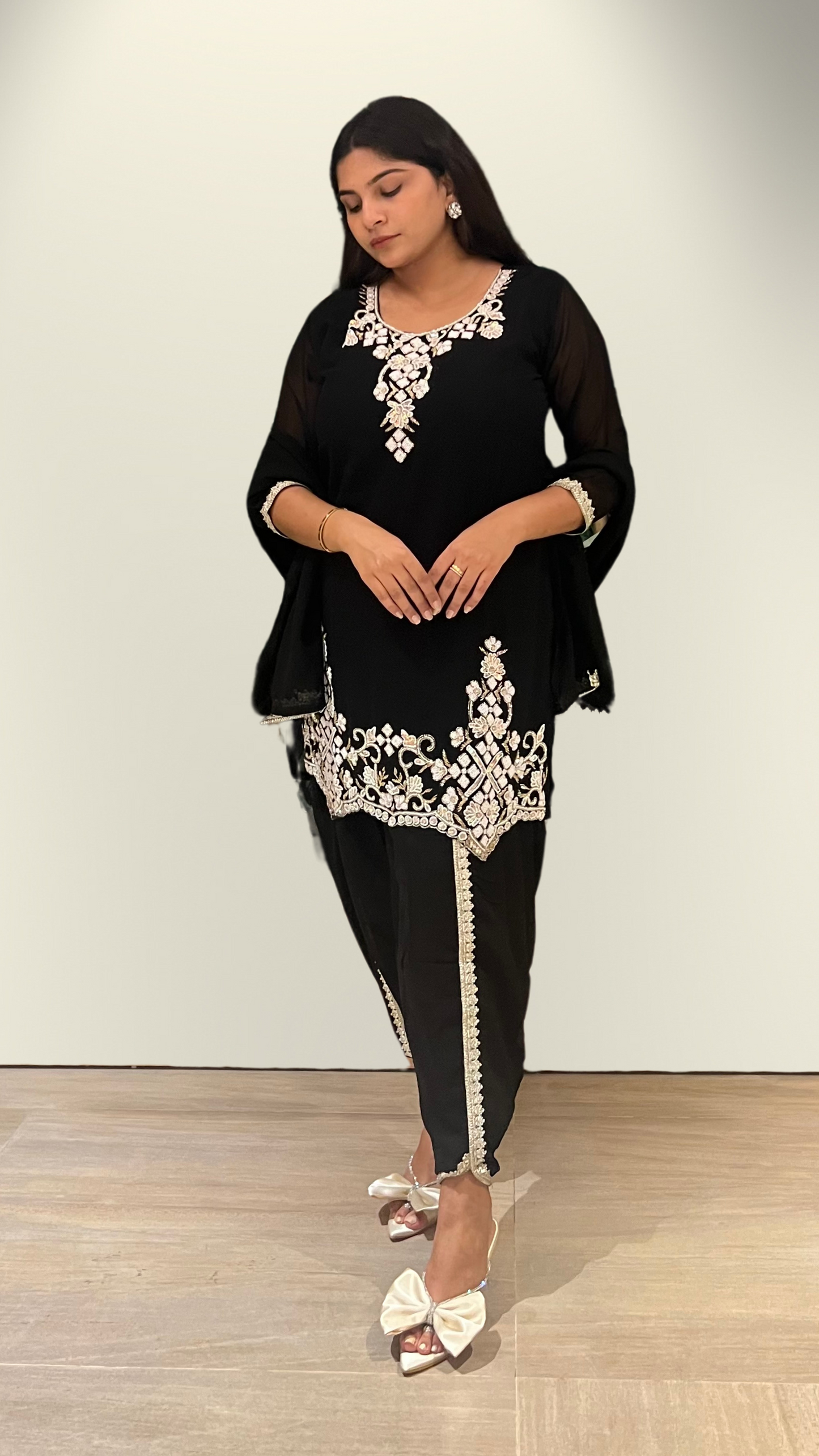 Siyah Sitara Black Tulip Suit Set